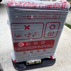 決定❗️無料お渡し第二弾🌟薪と石油ストーブと石油タンク一個の画像
