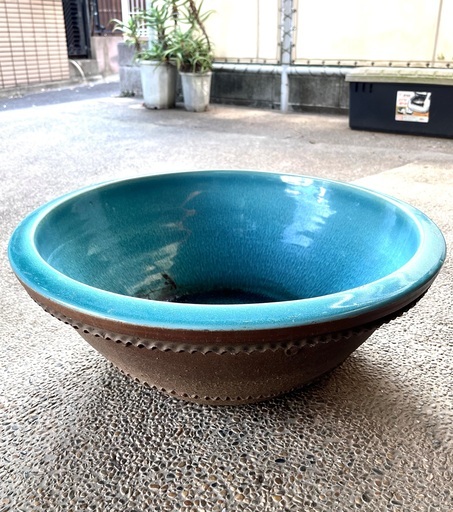 メダカ鉢