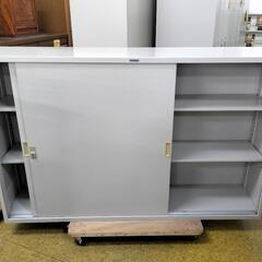 ●TRUSCO トラスコ 引違い戸 書庫 キャビネット 幅176cm　オフィス家具 会社 事務所 公民館 店舗のバックヤードの画像