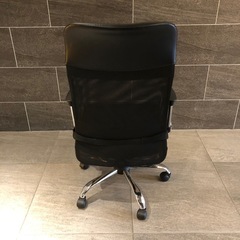 メッシュバックチェア ハイバック　オフィスチェアの画像