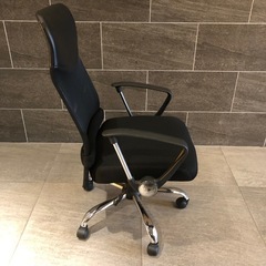 メッシュバックチェア ハイバック　オフィスチェアの画像