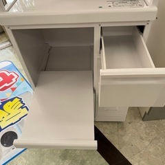 【表示価格より20％OFF‼】米びつ付きレンジ台の画像