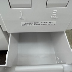 【表示価格より20％OFF‼】米びつ付きレンジ台の画像