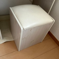 
白木目　ドレッサーの画像