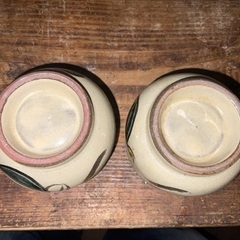 其の二　やちむん　湯呑　２客　小ぶり　広葉樹柄　線堀　唐草模様の画像