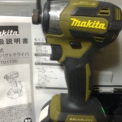 ②マキタ新型インパクトドライバTD173D中古美品オリジナルハウジングの画像