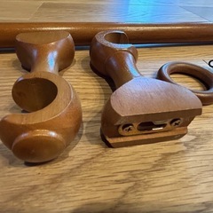 木製カーテンポール　ブラウンの画像