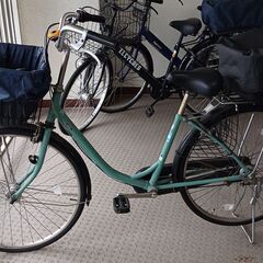 26インチ３段速自転車 前後カゴ付きの画像