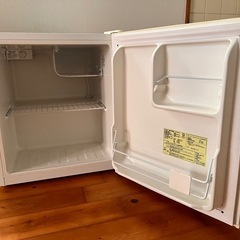 小型冷蔵庫47ℓ/2016年製の画像
