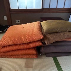 高級座布団
の画像