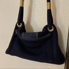 ショルダーバッグの画像