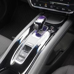 大人気ヴェゼルハイブリッド！定額5万円でご案内可能です🎶【🌟自社ローンのカートルズ本庄店🌟】の画像