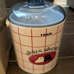 【交渉中 0円無料 中古品】 昭和レトロ TIGER タイガー アイスペール シルビア&シルベスター IPA-140S です。
の画像