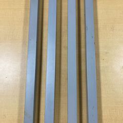 会議用テーブル 【３/３台目】　幅1500ｘ奥行750ｘ高さ700mm　ダークウッド天板・シルバー脚４本組み立ての画像