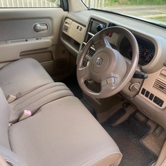 日産キューブの画像