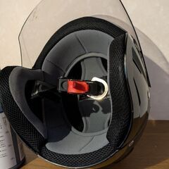 バイクのヘルメットの画像