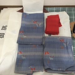 可愛いちょうちょ🦋柄のウール着物の画像