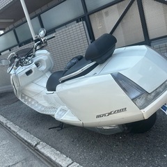 ⭐︎激安低走行⭐︎ヤマハ　マグザム　大人気　ホワイト　カスタム　自賠責R7/9付き！の画像