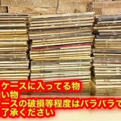 懐かしいVHS７本＋シングルCD89枚　合計96点セット　黒夢　L'Arc〜en〜Ciel B'z ZARD他の画像