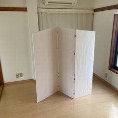 ルームディバイダー 仕切りの画像