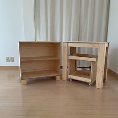 キャビネット２つ、バーカートセットの画像