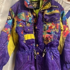 【8／10受け渡し決定‼️】DESCENTE   スキーウェア　メンズ　M 上下　今月中に処分しますの画像
