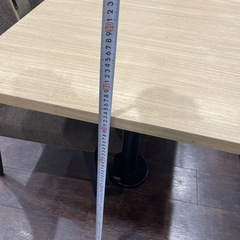 レストランテーブルの画像