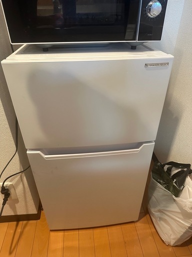 冷蔵庫！　７日 冷蔵庫（73L・右開き）R-MR7S H(グラファイト): キッチン家電