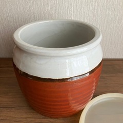 陶器の甕の画像