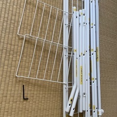 押入れハンガーラック 75cm 伸縮可能(+20㎝) 棚2段付きの画像