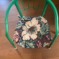 子供椅子の画像