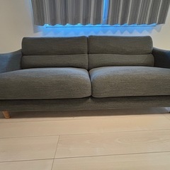 ソファの画像