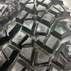 BS BRIDGESTONE DUELER M/T 672 LT235/75R15 15インチ スパイクタイヤ 2本 バリ溝 ホワイトレター 希少 ジムニー等　(STK002) の画像