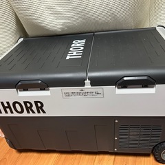 thorrポータブル冷蔵庫　30l ブラックandライトグレー如何ですか？😅、の画像