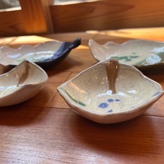 新品未使用　平皿　器　4枚セットの画像