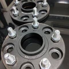 早い者勝ち👍️🚗HELIX ハブ付きワイドトレッドスペーサー🚗の画像