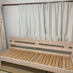 無料ソファーベッド　木製すのこフレームの画像