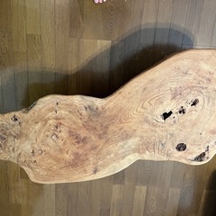 一枚板テーブルの画像