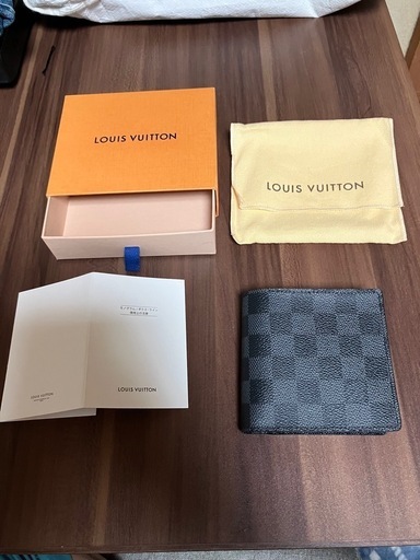 ルイビトン　二つ折り財布