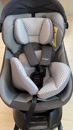 コンビ　クルムーヴ スマート ISOFIX エッグショック