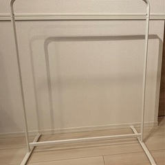 【美品】IKEA ハンガーラック 
白の画像