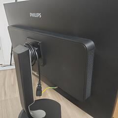 フィリップス 328P 32インチ 4K パソコンモニターの画像