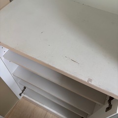 食器棚の画像