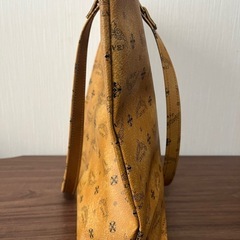 新品‼️ クラント トートバッグの画像