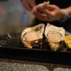新店舗オープニングスタッフ募集‼️oyster bar KEYLARGOの牧志公設市場内 新業態オイスター・バーの画像