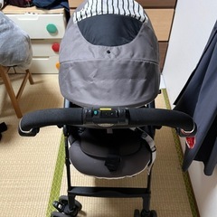 コンビベビーカーの画像