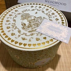 WEDGWOOD デイジー　カップ&ソーサー　箱入りの画像