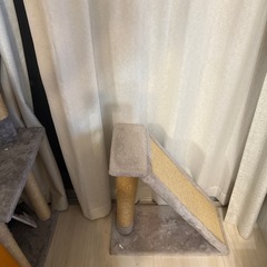 キャットタワーの画像