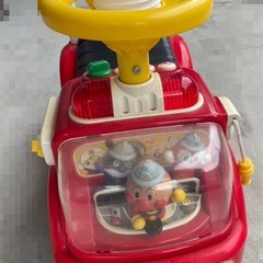 あんぱんまん　足蹴りぐるま　手押し車　消防車の画像