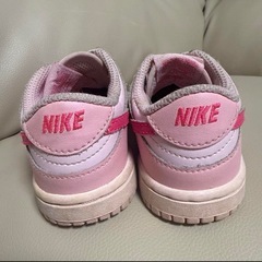 NIKE ベビーシューズ 12cm ピンクの画像